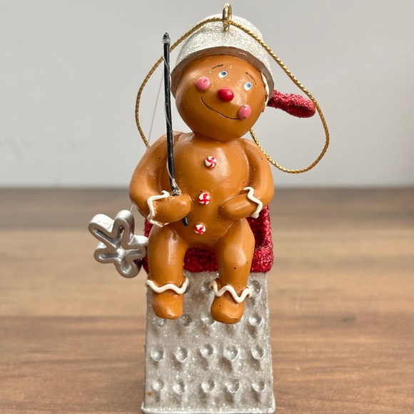 Kurt S Adler GINGERBREAD Man Christmas Ornament Kitchen Cheese Grater Fishing 4" - Picture 1 of 8